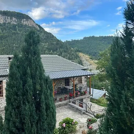 Florija'S Guesthouse Dardhe  Exterior photo